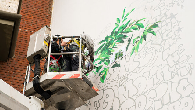 Ambiente, Giornata della Terra: murales ecologici a Milano, Londra e Berlino